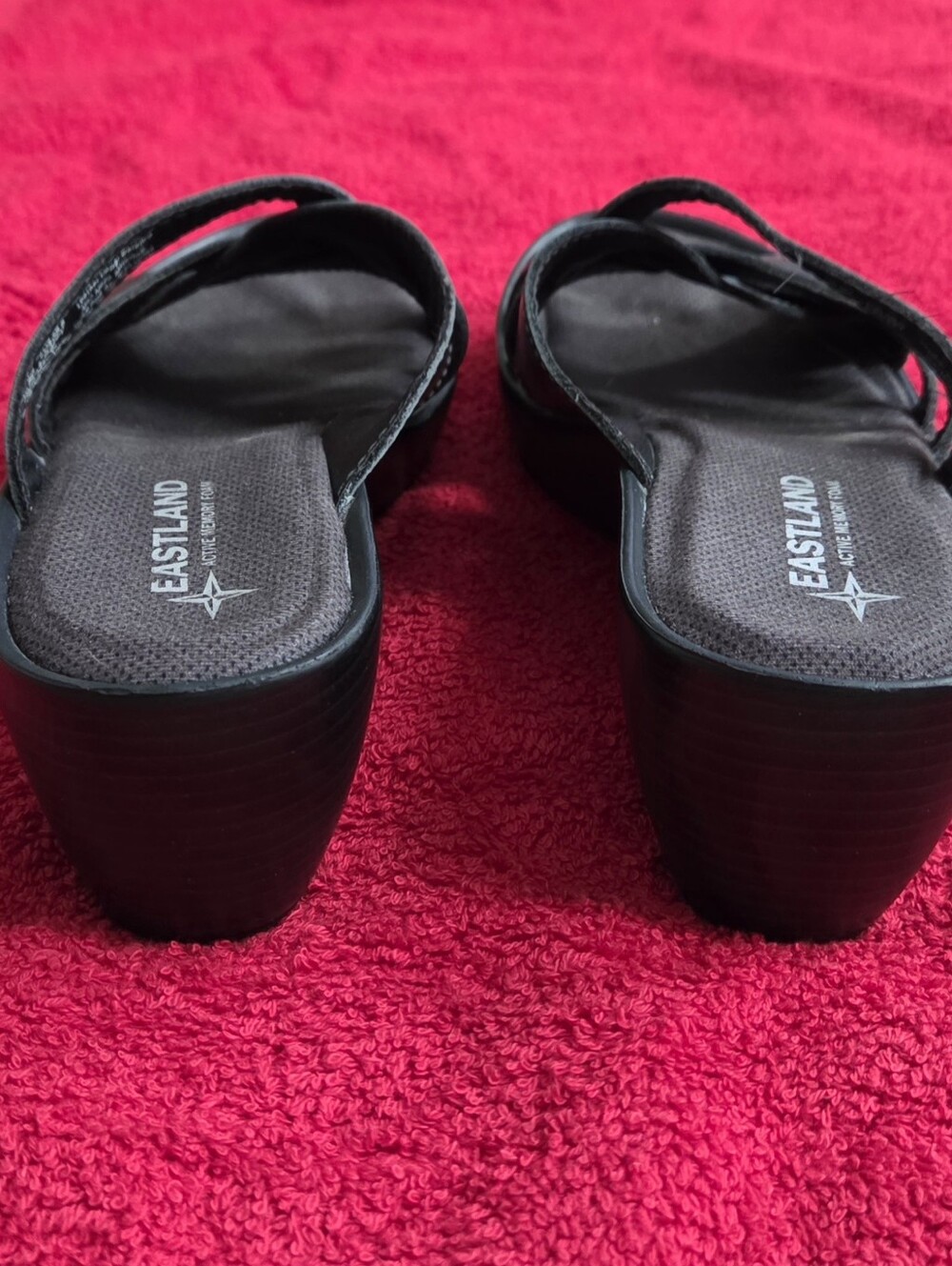 Eastland Poppy Women's Black Slide Wedge Sandals 8M - Picture 2 of 5